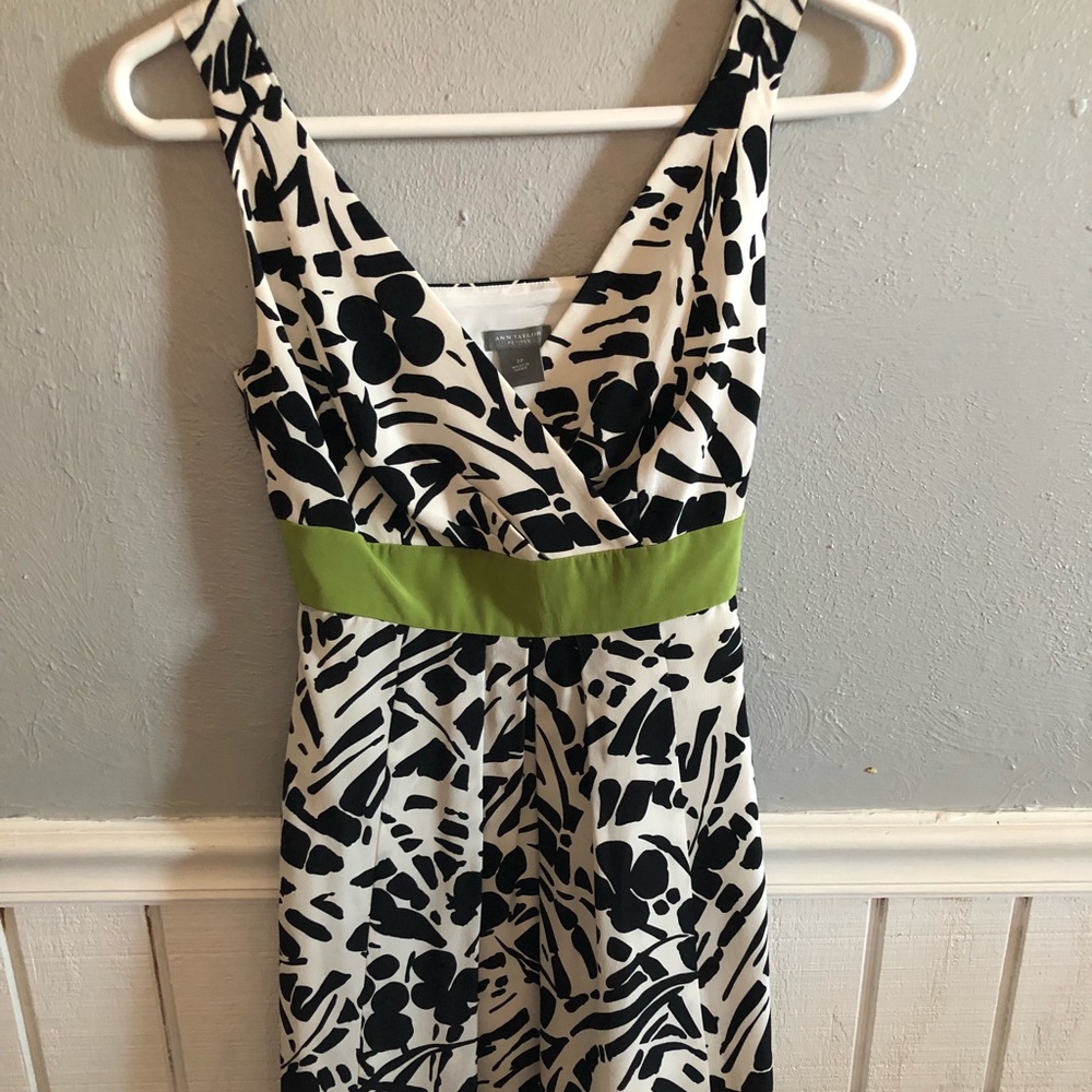 Knee length Ann Taylor dress